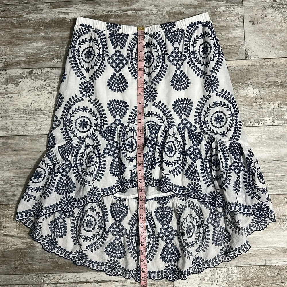 Adiva white with blue embroidered tiered hi low skirt